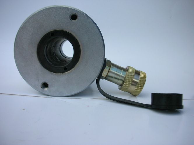 Hovedbilde 30 tonns senterhulljekk